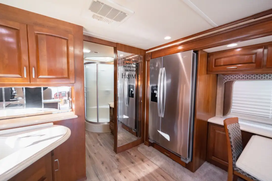 2009 Holiday Rambler Scepter 42PDQ image