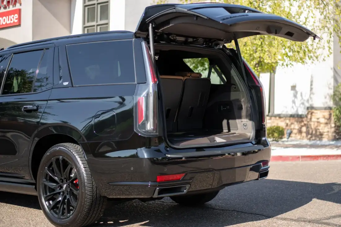 2023 Cadillac Escalade 4WD Sport image