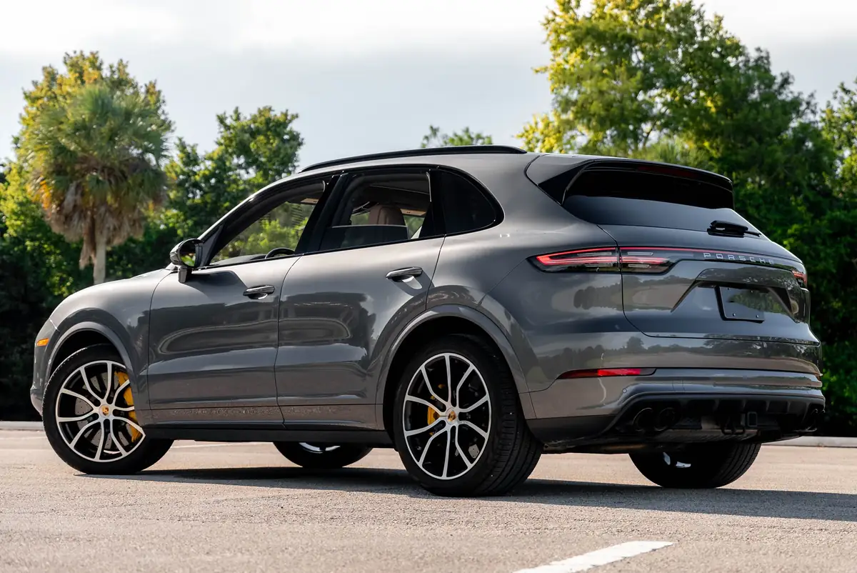 2019 Porsche Cayenne Turbo image