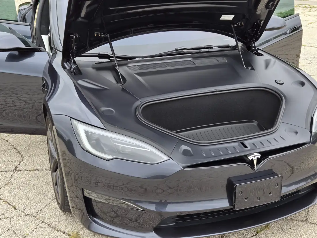 2023 Tesla Model S Plaid image